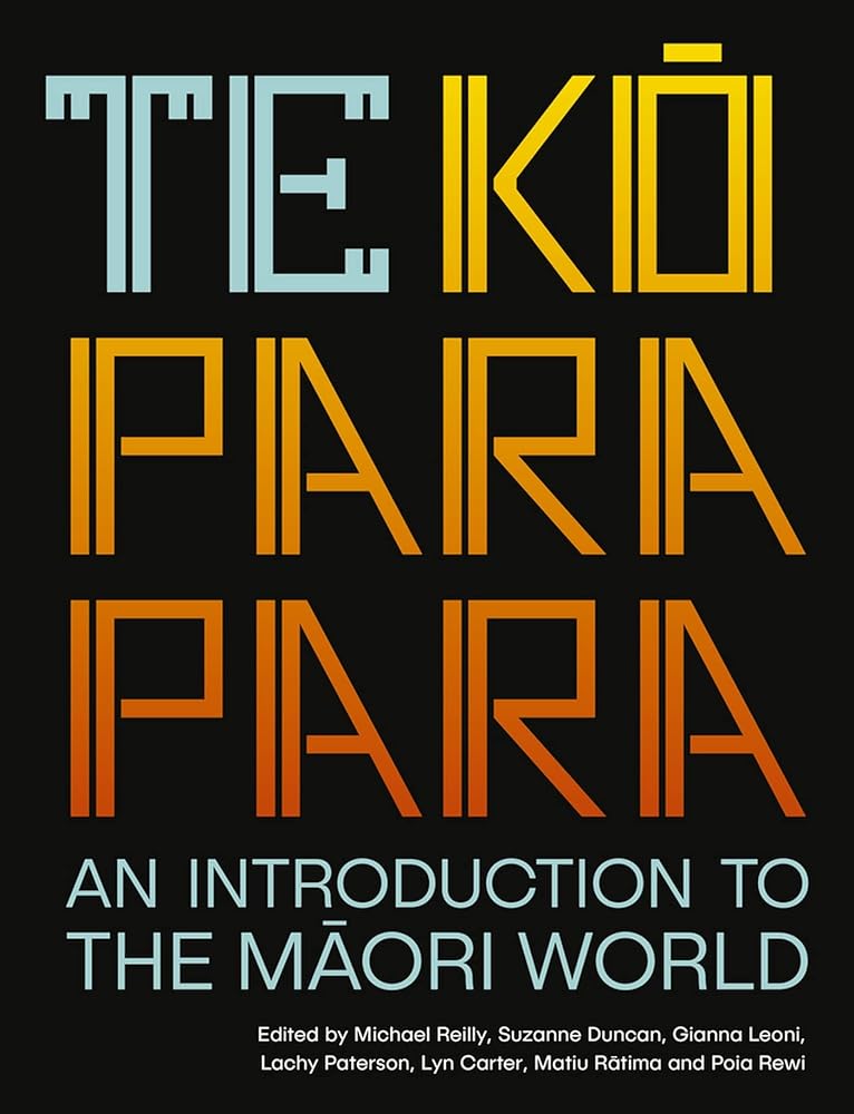 Te Koparapara An Introduction to the Maori World cover image